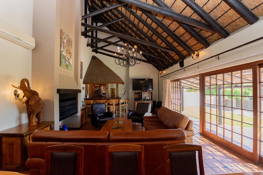 5 Bedroom Property for Sale in Myburgh Park Western Cape